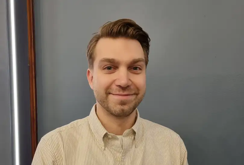 Jarkko Niemi puoliso: Onko näyttelijä parisuhteessa?